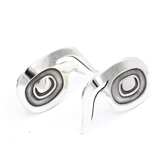 Wolf Claw Studs