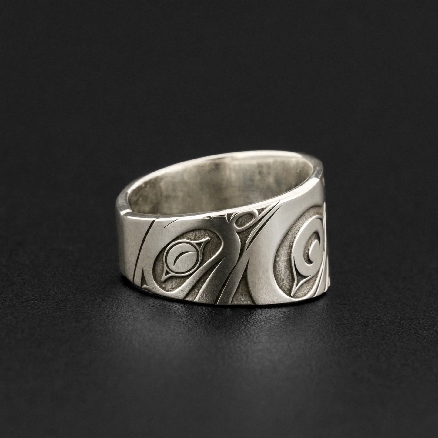 Eagle ring