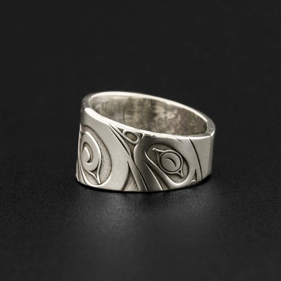 Eagle ring